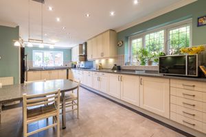 Kitchen- click for photo gallery